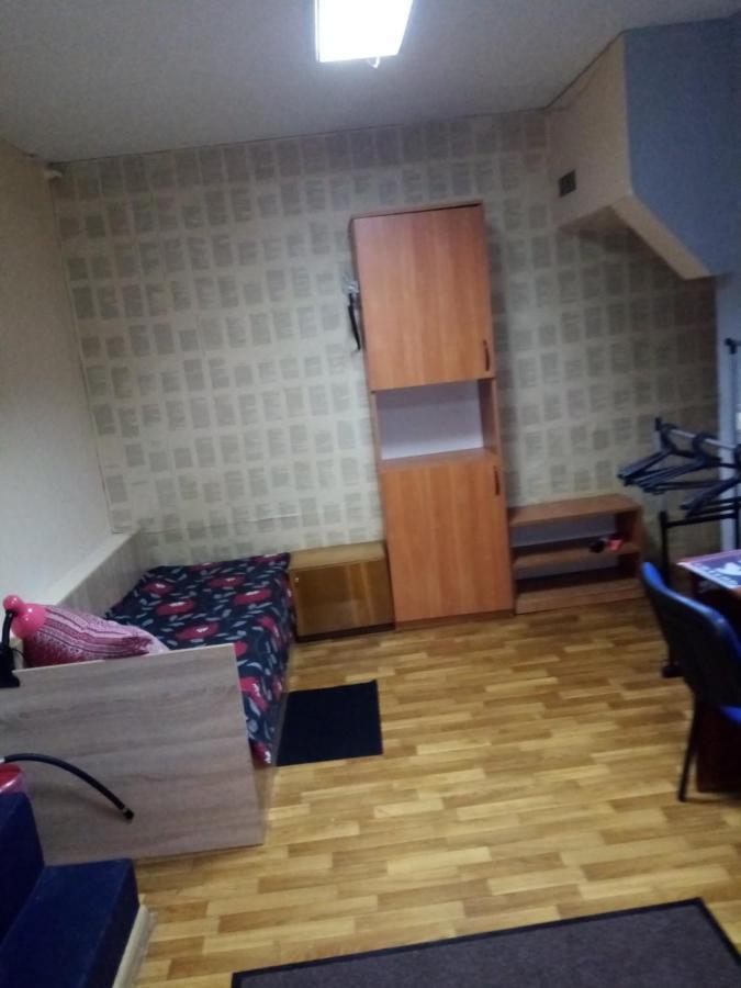 Нау Гостиница Kiev Ngoại thất bức ảnh